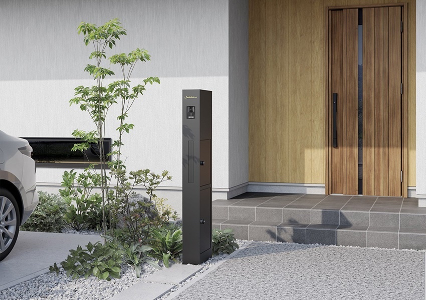 三協立山・三協アルミ社、宅配ボックス付きのスリムな機能ポール