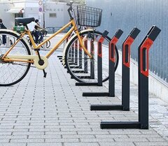 パクストレーディング、美観にこだわった自転車スタンド