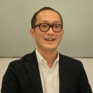 リミア　金子泰章 社長