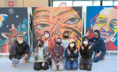 ヌリーズ　8人のペインターによるライブペイントの様子
