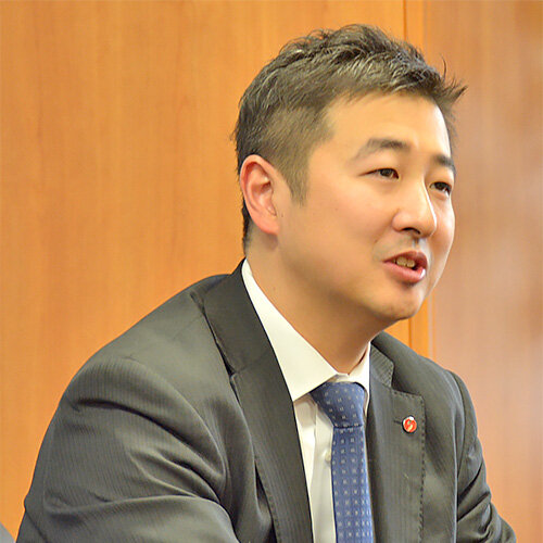 創建　吉村卓也社長