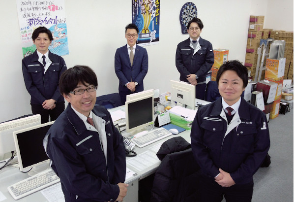三和ペイント　新潟支店のメンバーと