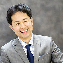 営業コンサルタント　菊原智明氏