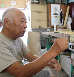 葉本畳店の二代目、葉本さんの父親の葉本和義さん