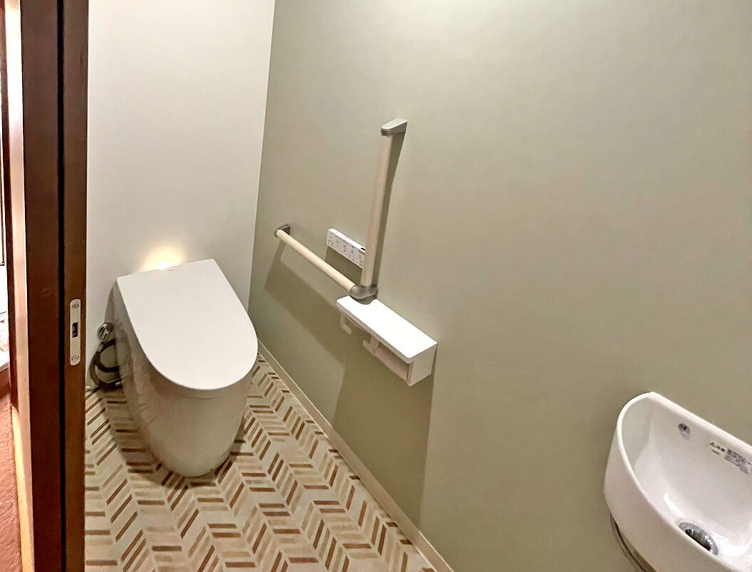 リフォーム大賞2024　トイレ部門　ネオレストを使って施工をした様子