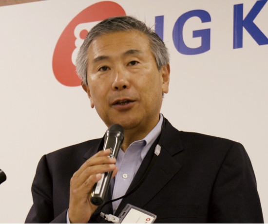 「今後も多様化する市場のニーズに応えていく」と語る服部達夫社長