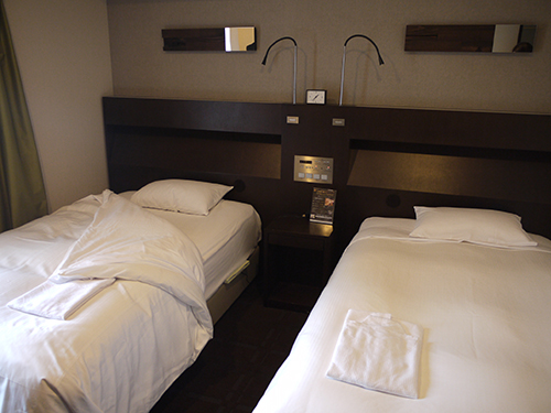 呼吸などから眠りの質を測定