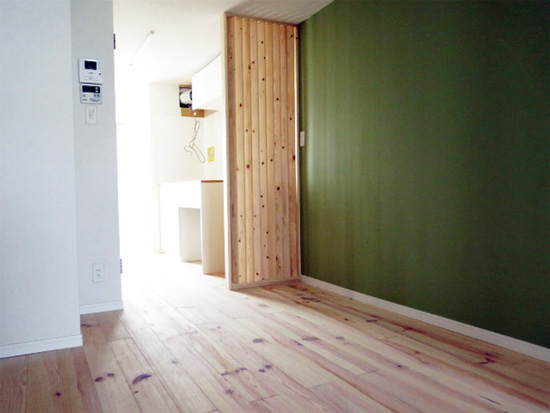 「OURHOME Emi」とのコラボ
