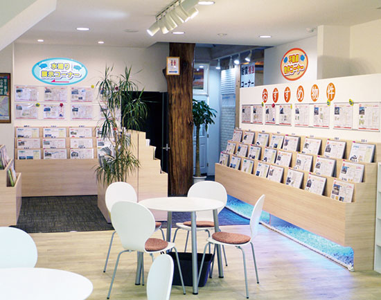 本社ショールームでも新事業の「中古＋リノベーション」をアピール