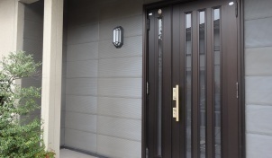 戸建て外壁材の施工例