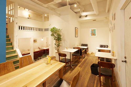 美想空間のファンスペースカフェ