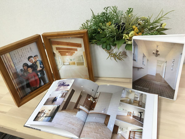 シンミドウ　記念品の贈呈も