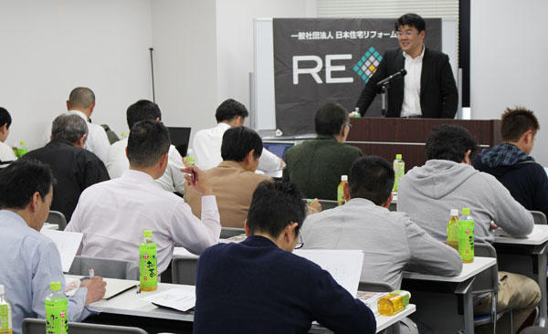 REQA　地域密着店を支援