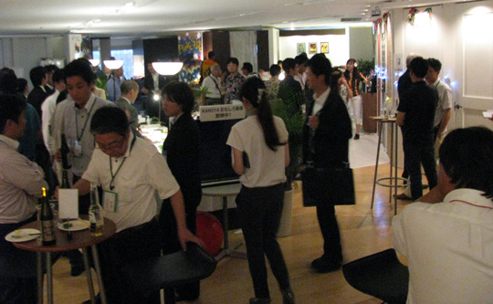 イベントで盛り上がった「夜会」