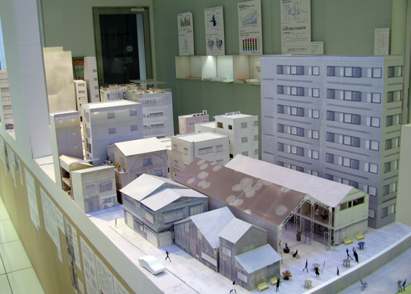 AGC旭硝子　建築家 海法圭氏による2025年のまちのイメージ展示