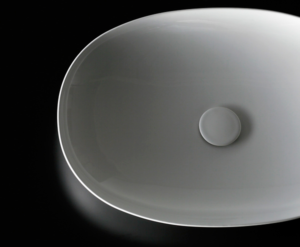 TOTO　国際的なデザイン賞を受賞した「Washbasin」
