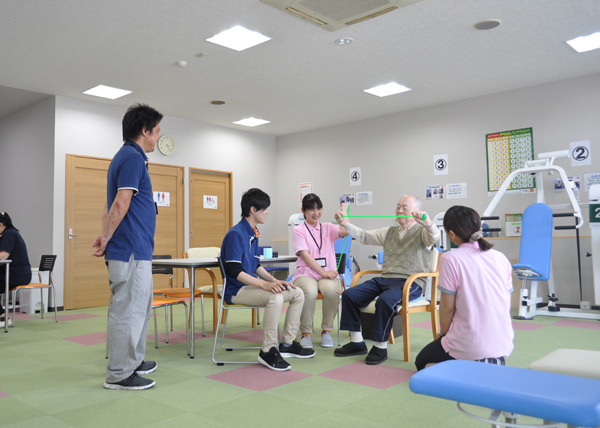 安藤嘉助商店　倉敷市にオープンした介護リハビリセンター