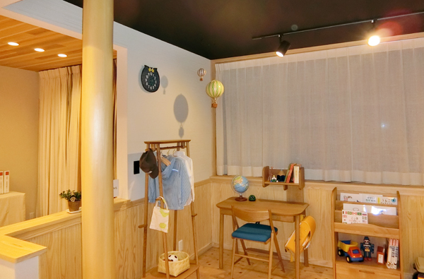 早稲田ハウス　柱が特徴的な「究極の子供部屋」