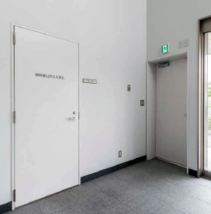三和シヤッター工業　マンションの廊下などに最適