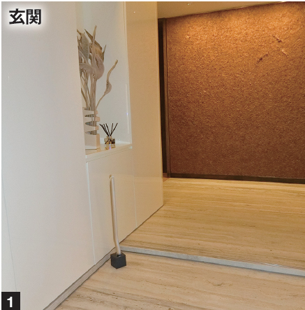 アクシス　飛騨の松でできたアートが出迎える玄関