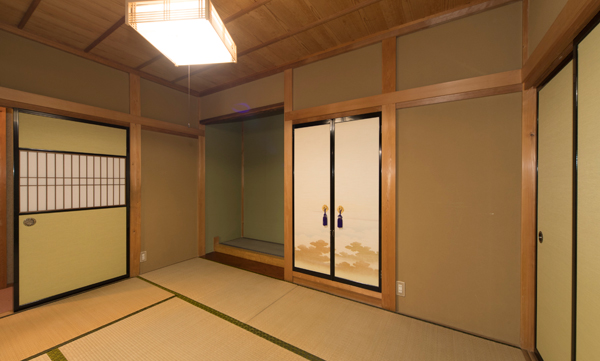 古川製材　住宅を改装したリフォームのモデルハウス