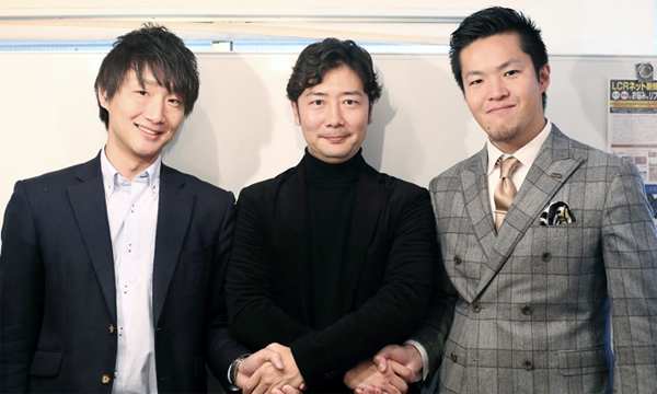 ドローン・フロンティアの府川雅彦副社長、日本住宅保全協会の深川真樹理事、テラドローンの吉田達也氏