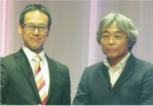 ホームプロの井上秀一社長と山商リフォームサービスの山﨑晶弘社長