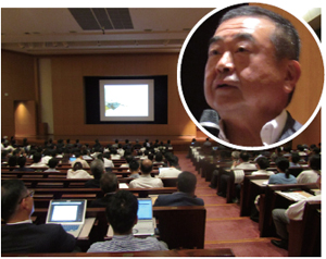 リノベーション協議会　山本卓也代表理事（右上）