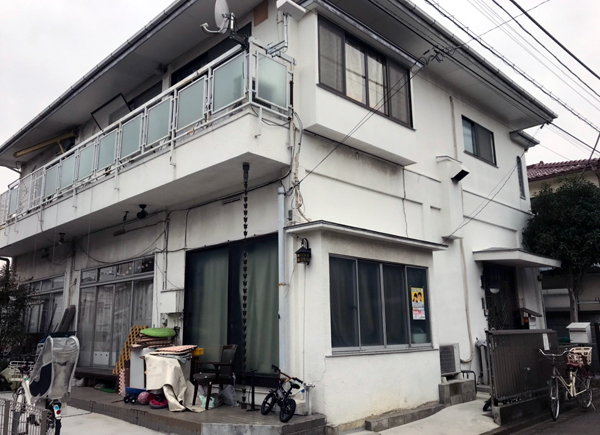 シングルキッズ　外観はほとんど変わっていないので、一見すると普通の戸建てに見える