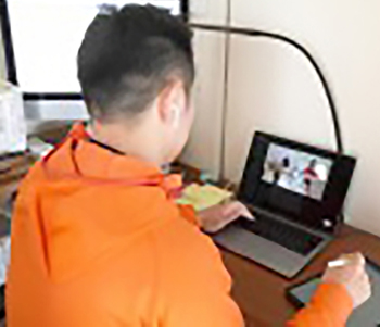 クラスコ　自宅でも緊張感を持って仕事ができるツールを導入