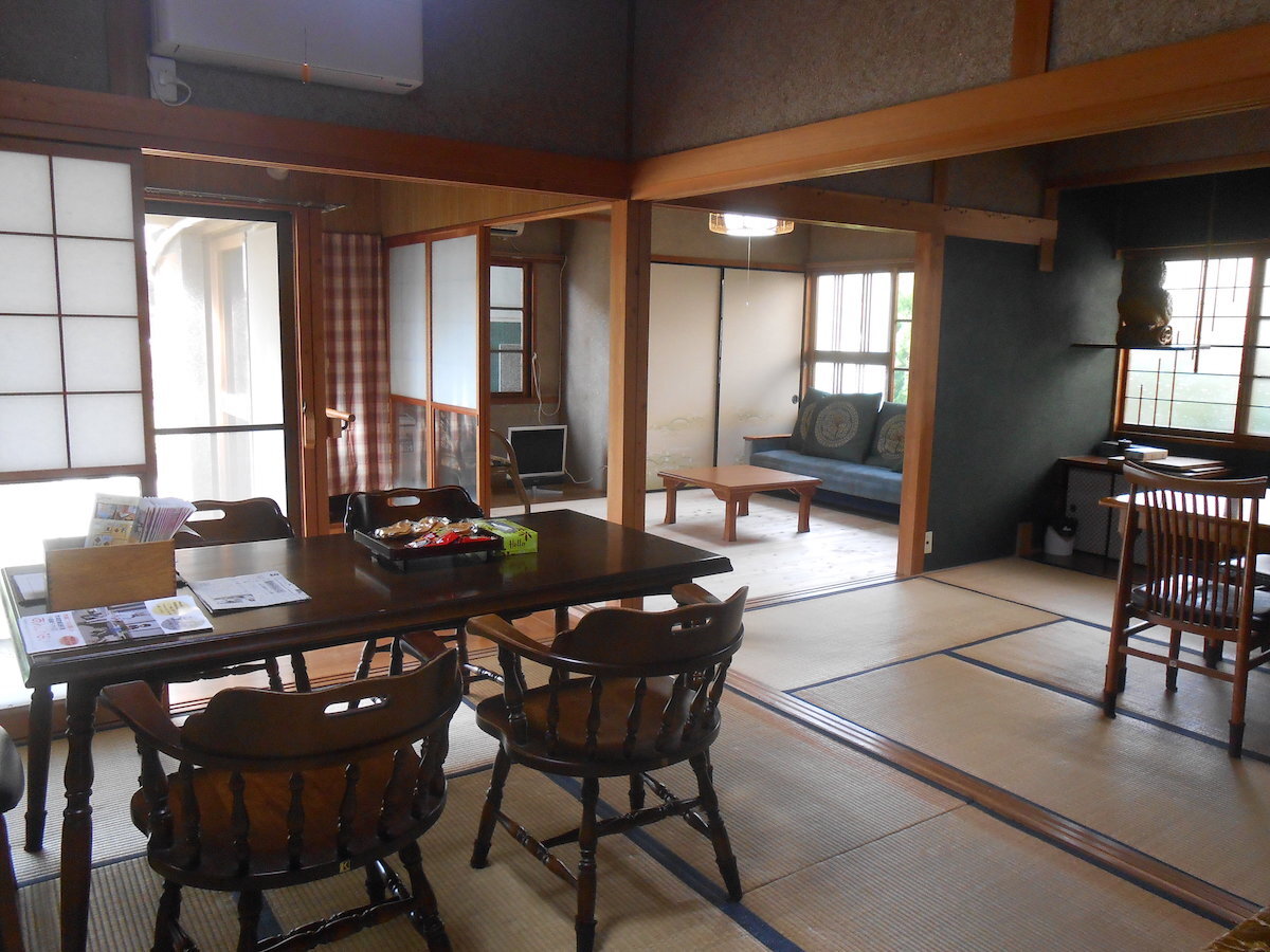 風とガレ 介護施設は部屋の間仕切りは全て取外し、オープンな状態に