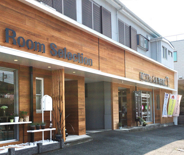 丸山工務店　LDKの店と水まわりの店を横並びで出店した