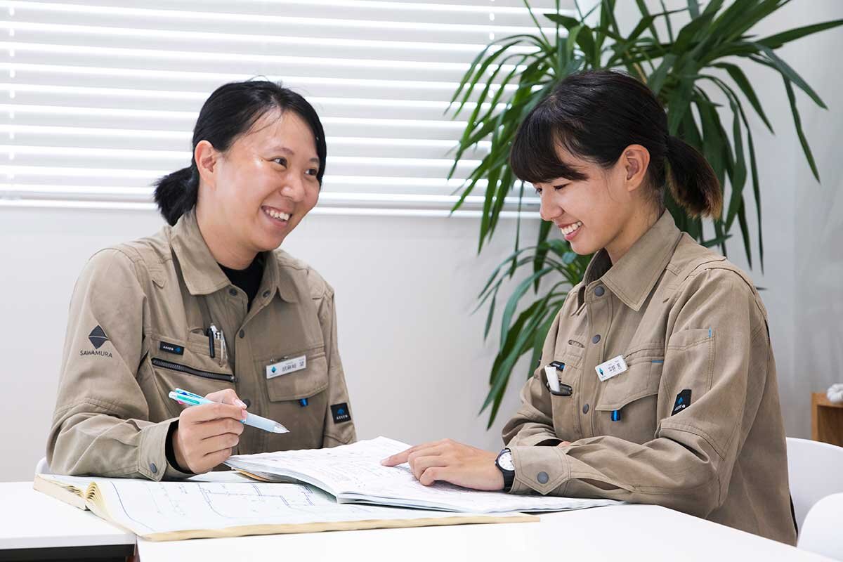 入社3年以下の社員一人に対して、一人の世話役を付ける