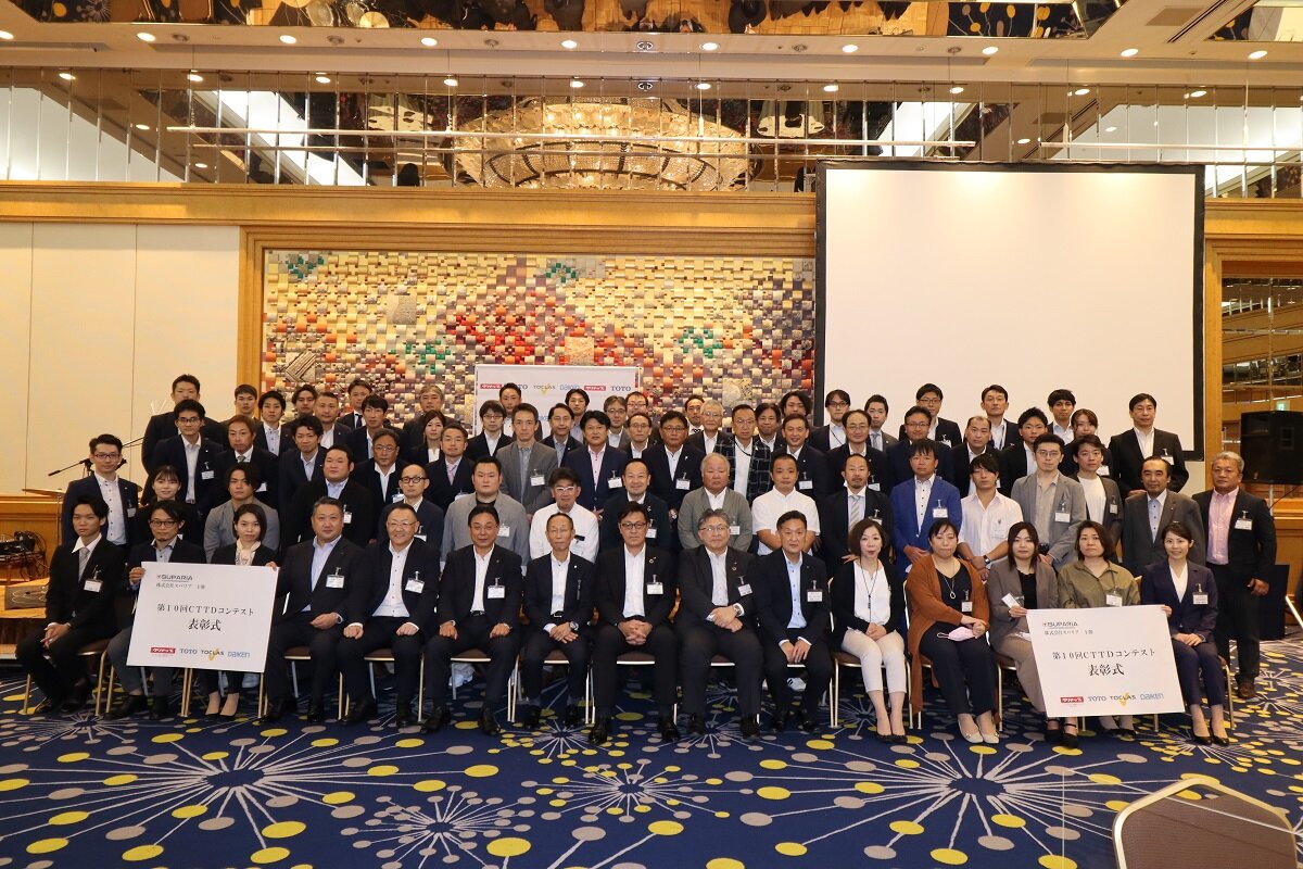 スパリア_当日は100人以上が参加。会場には各メーカーの役員も参加した