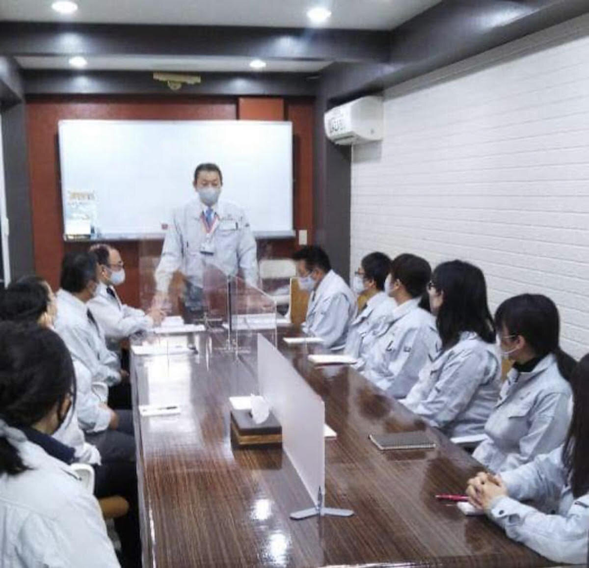 麻布　会議