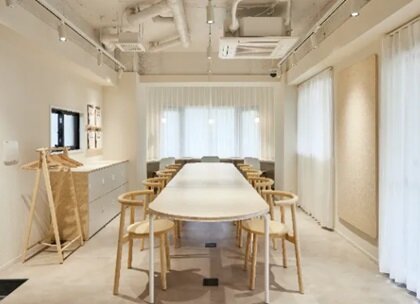 丸井グループ　入居者以外にも開かれたワークスペース。テレワークなどで活用できる