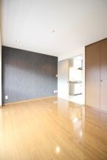 桂不動産　「楽リノ」を利用した1996年築のマンション。内装リフォーム後5つの空室がすべて埋まった