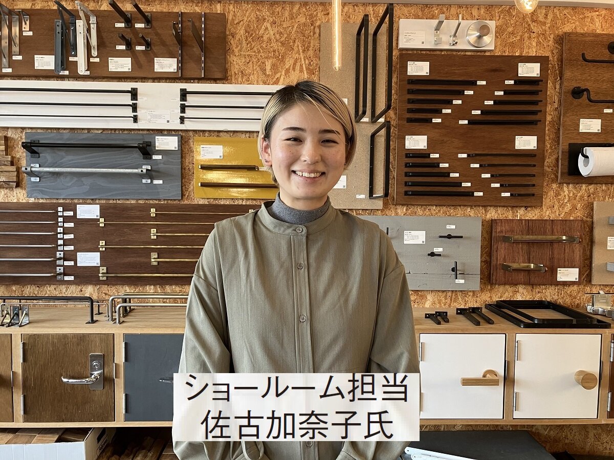 TOOLBOX　金物は博物館をイメージして壁に取り付けて展示している