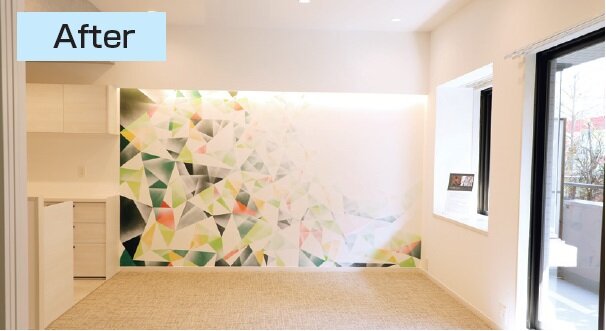 マークス 不動産　木漏れ日をイメージしたミューラルアートが描かれたリビング