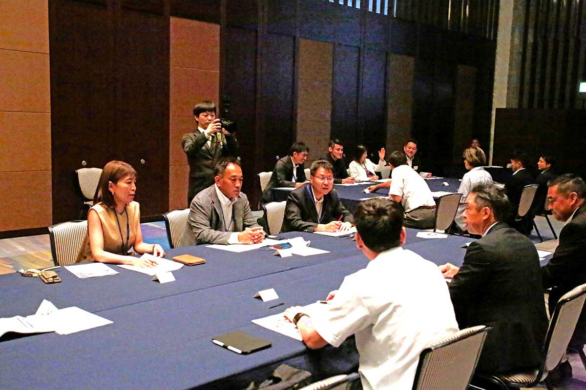 TOTO　分科会では各社が意見を交換した