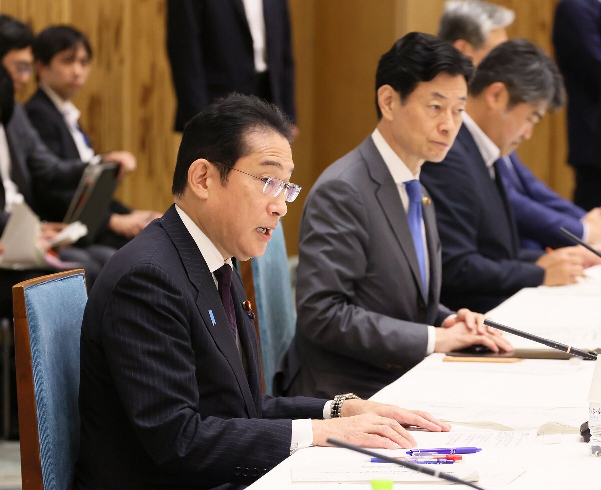 環境省　断熱改修の推進について言及する岸田文雄首相