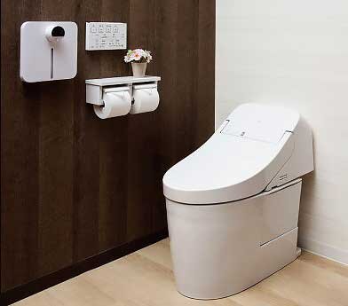 ヤマダホールディングス　TOTOと共同開発した「レプリジア」。薄型アルコール除菌自動噴霧器（オートクリーンミスト）をセットに