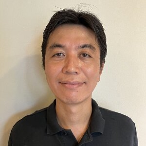 シモタニ　竹平政男社長