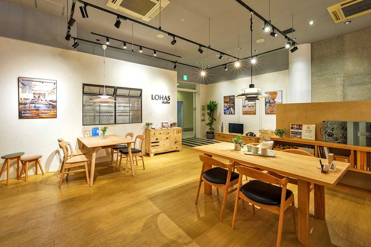 OKUTA　LOHAS studio横浜ベイクォーター店の内装