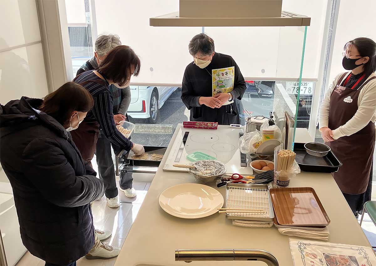 TOTO　イベント「福楽夢祭（ふくらむさい）」で開催した料理教室の様子