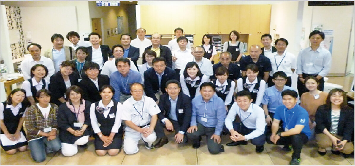 アドック　2015年頃、田嶋社長が川越支部長（当時）だったときの集合写真