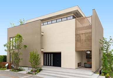 ホームテック　昨年7月に住宅展示場に出展した