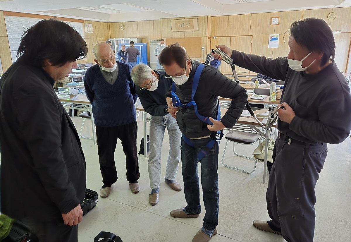 フルハーネス型墜落制止用器具の講習会の様子