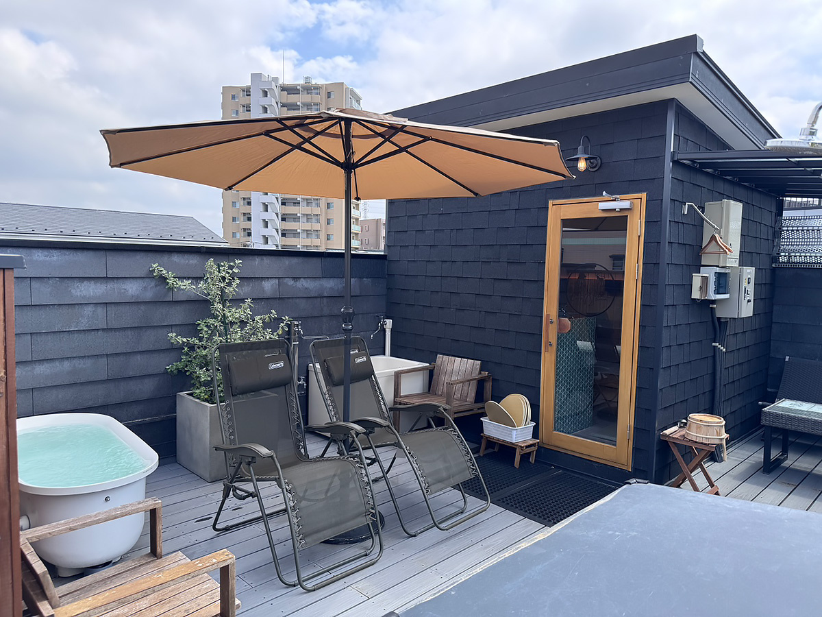 サウナと韓国料理が楽しめる「tere saun（テレサウン）」を運営している