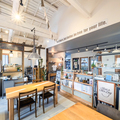 ノスタルジックカンパニー、店舗内にカフェ誘致